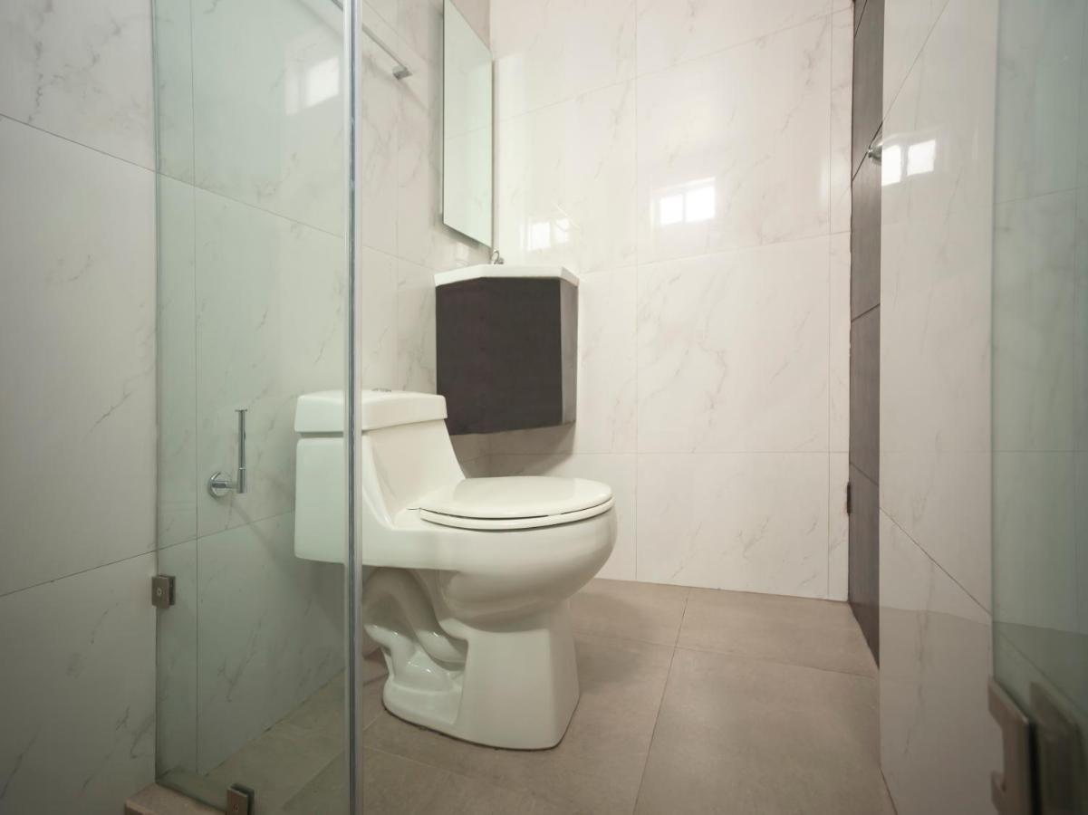 Adhoc Express Otel Monterrey Dış mekan fotoğraf
