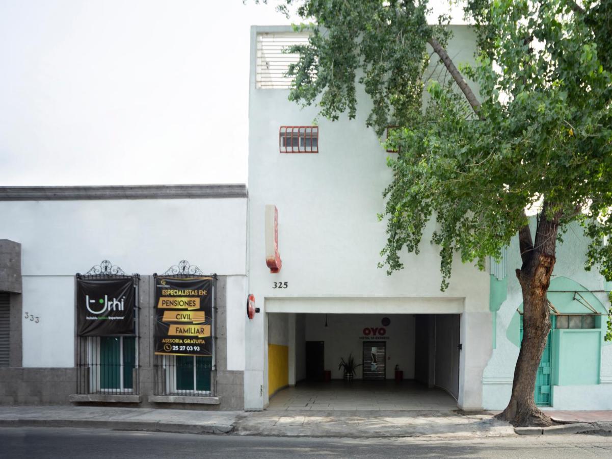 Adhoc Express Otel Monterrey Dış mekan fotoğraf