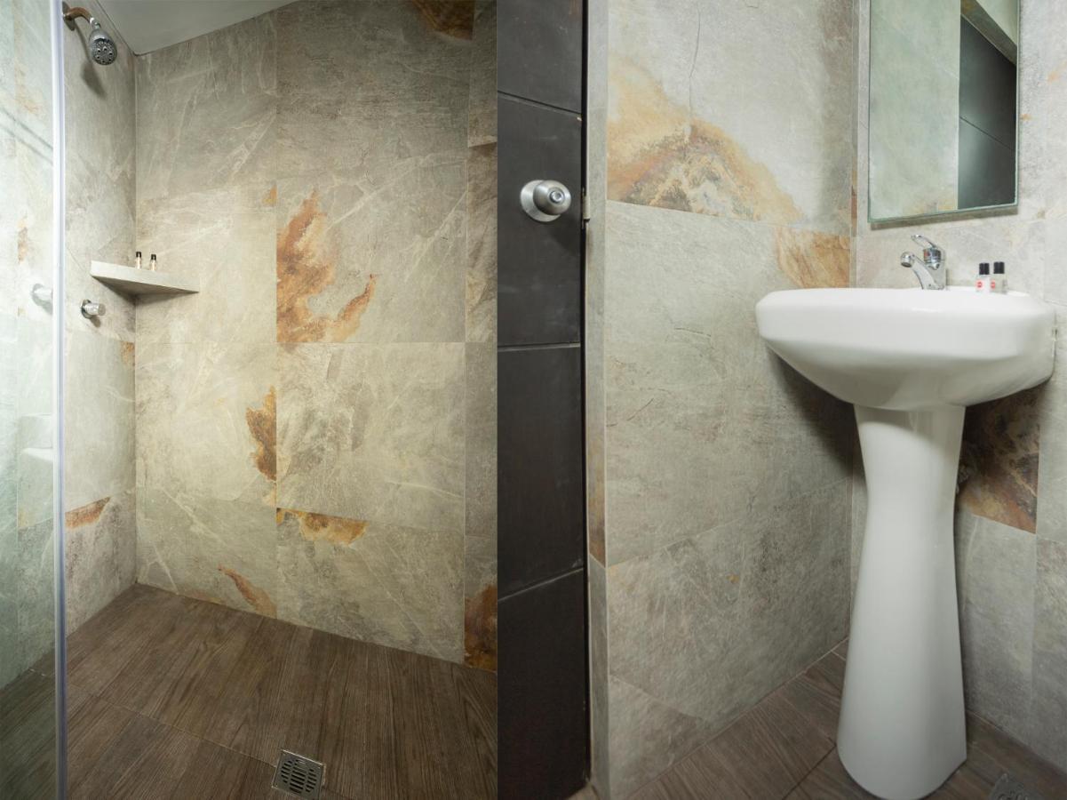 Adhoc Express Otel Monterrey Dış mekan fotoğraf