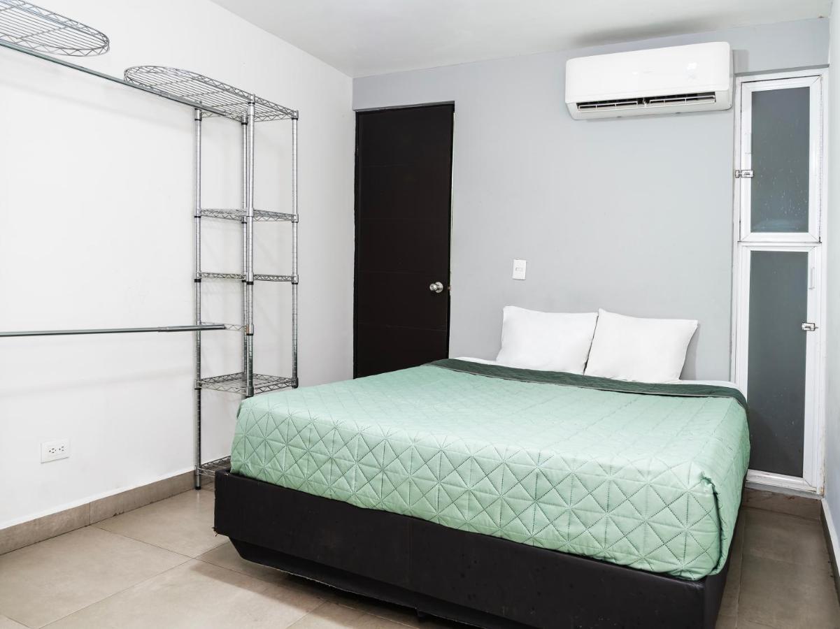 Adhoc Express Otel Monterrey Dış mekan fotoğraf